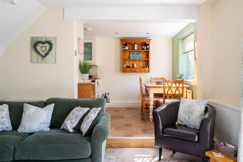 Property photo 2 of 27 Open Plan-7.Jpg