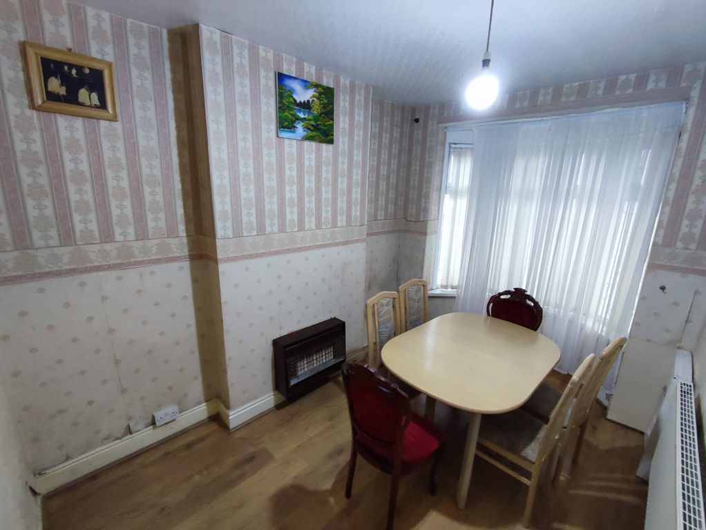 Property photo 3 of 13 Gallery