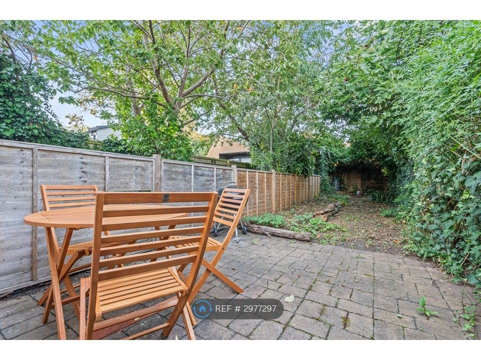 Property photo 3 of 17