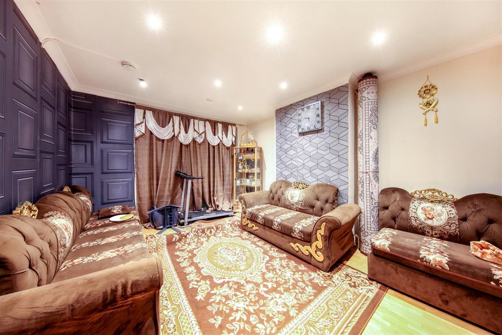 Property photo 3 of 14 72 Nathans Road - Igceqce4Brom5Fnf3Bjn.Jpg