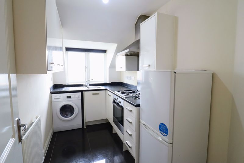 Property photo 3 of 11 Kitchen