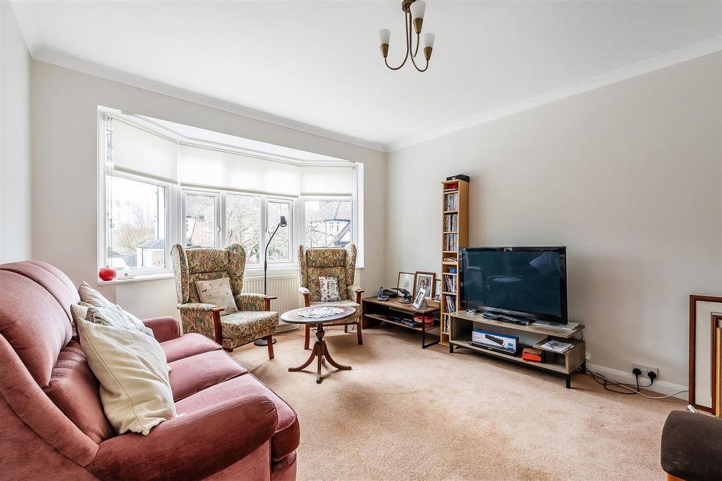 Property photo 3 of 24 8-Lower-Hill-Road-21.Jpg