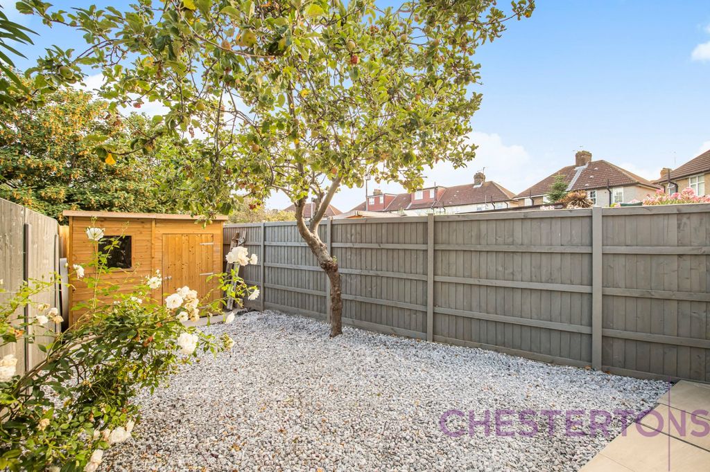 Property photo 3 of 16
