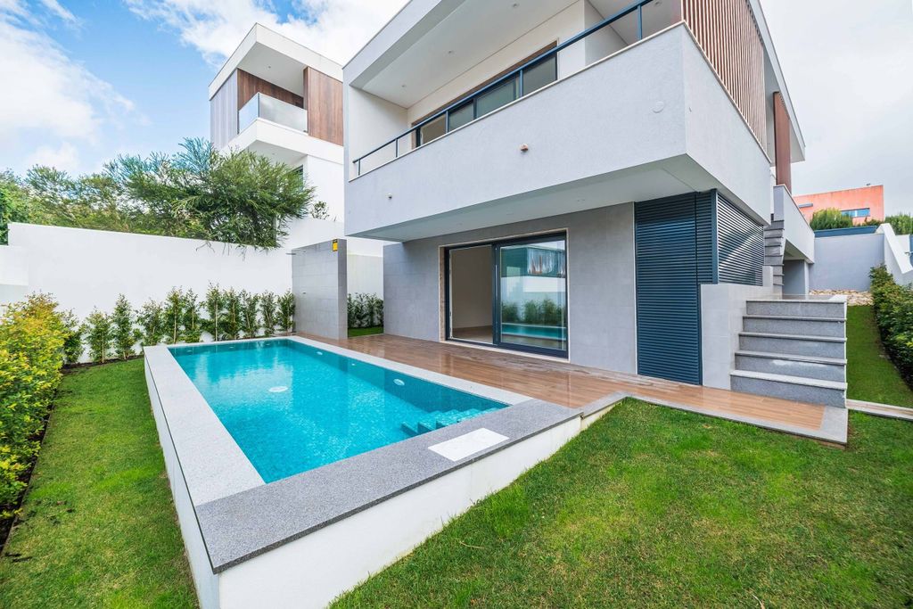 Property photo 1 of 46