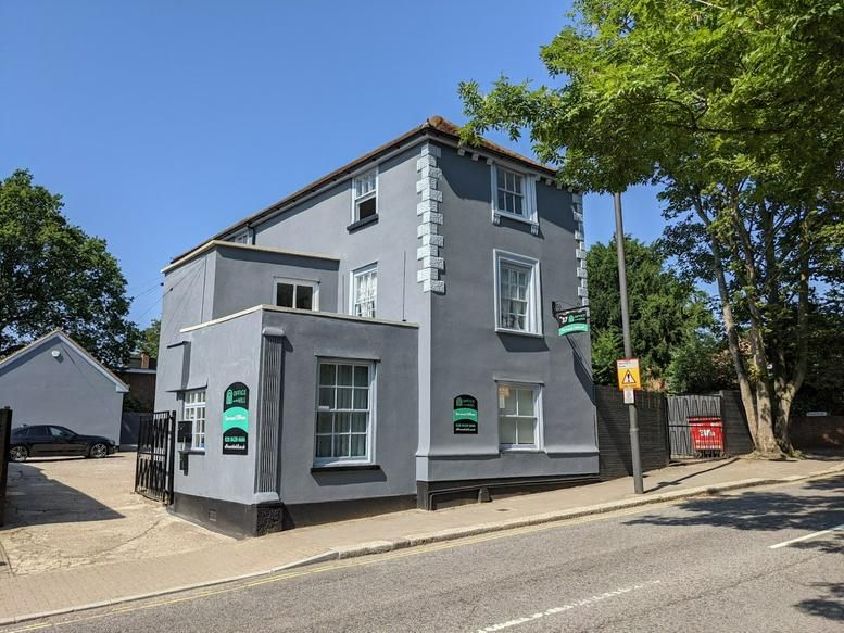 Property photo 1 of 9