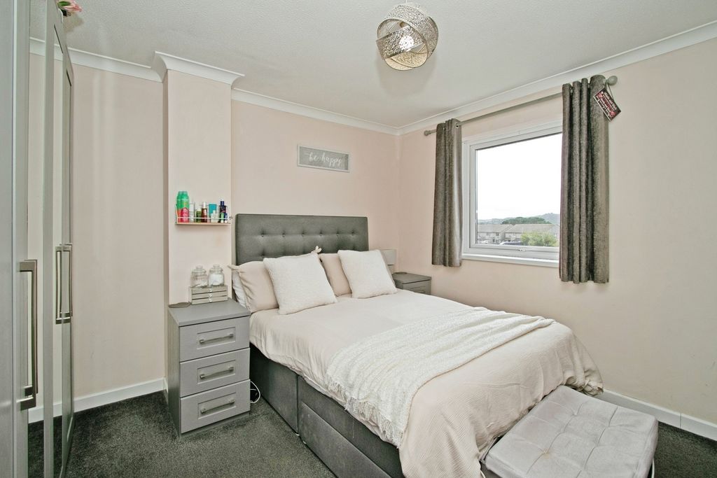 Property photo 2 of 17 Pbox-Img.Jpg