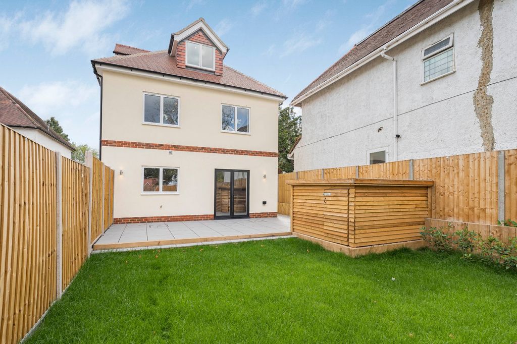 Property photo 1 of 29