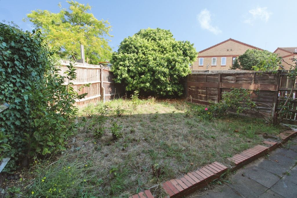 Property photo 2 of 17 Pbox-Img.Jpg