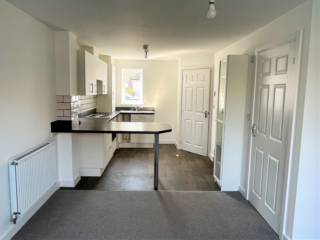 Property photo 2 of 10 Img_5114
