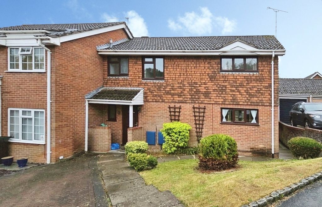 Property photo 1 of 9 Picture No. 10
