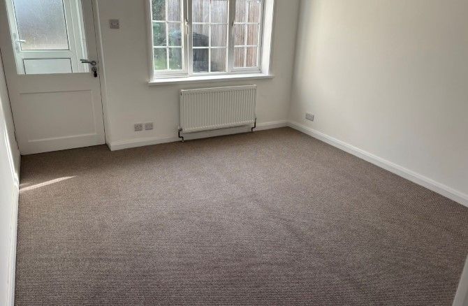 Property photo 2 of 35