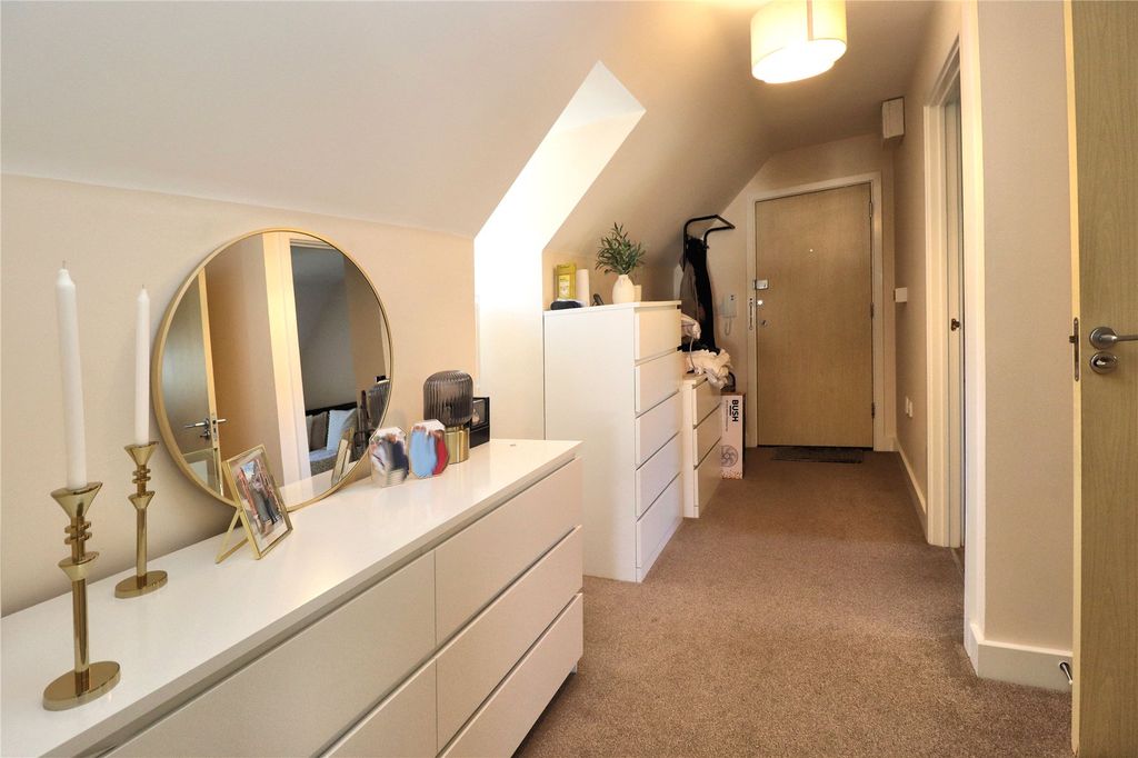Property photo 3 of 9 Picture No. 04
