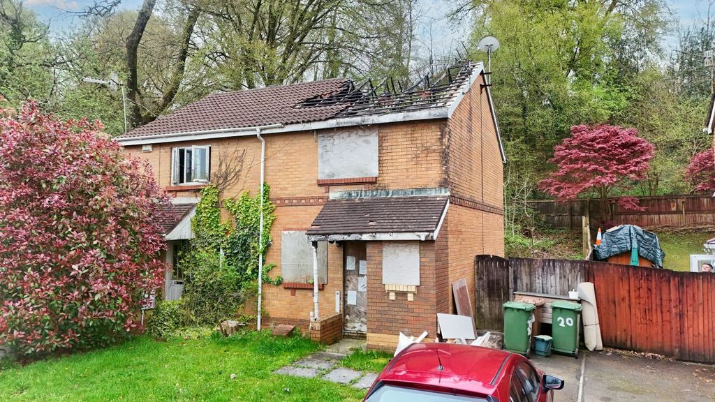 Property photo 1 of 8