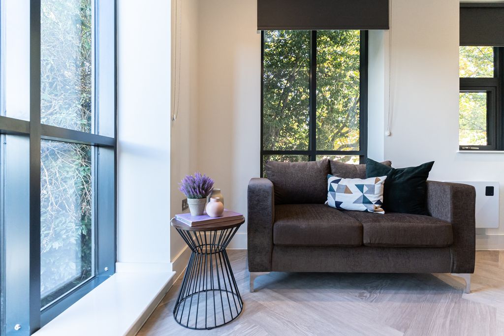 Property photo 1 of 24