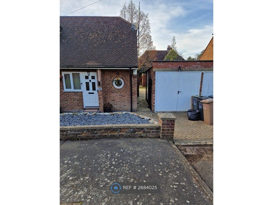 Property photo 2 of 24