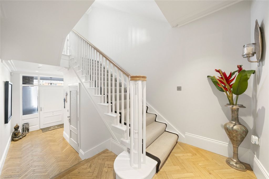 Property photo 2 of 19 Picture 2