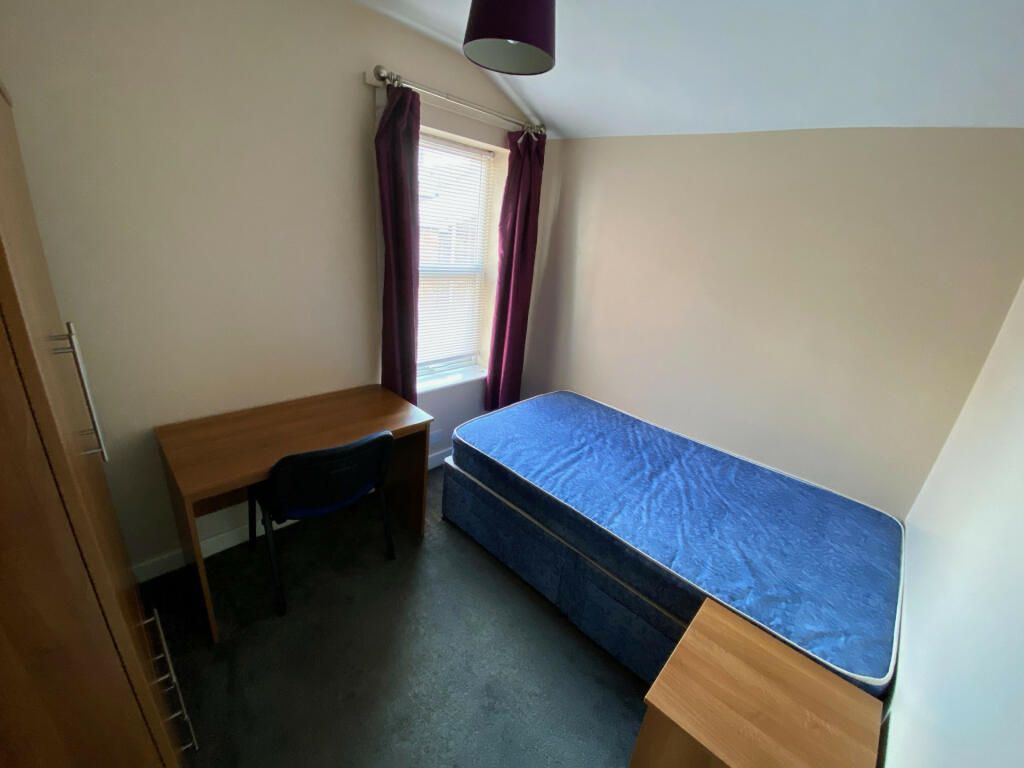 Property photo 3 of 7