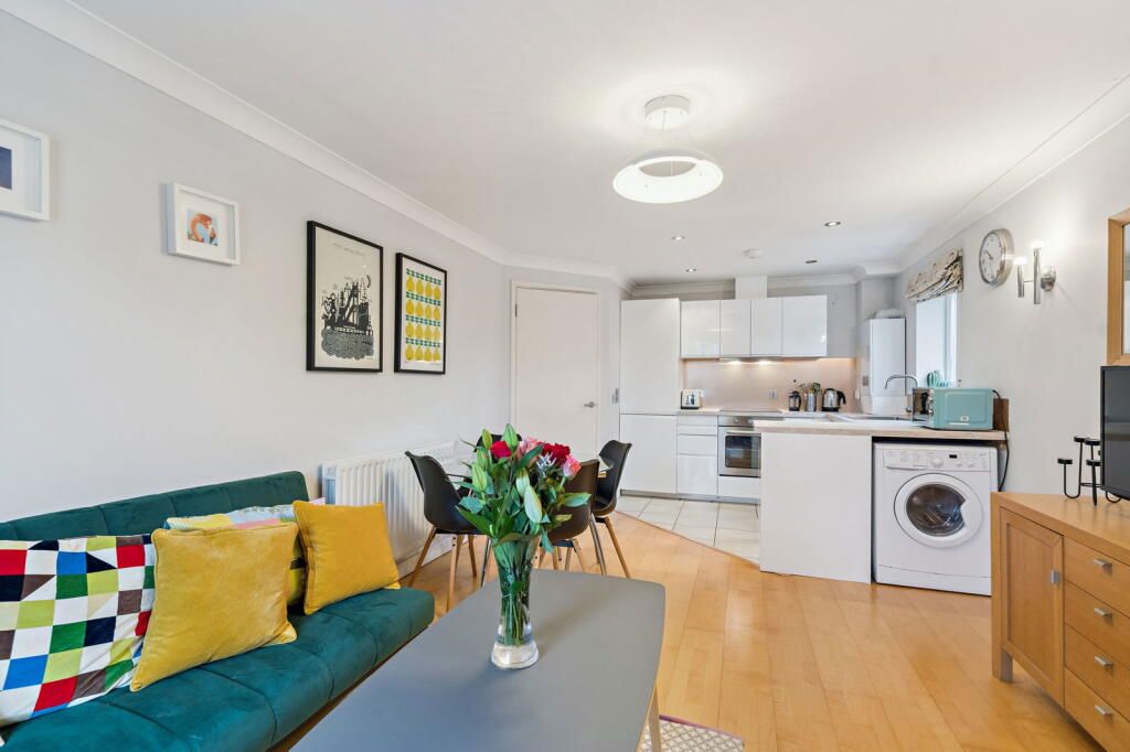 Property photo 2 of 9 Image