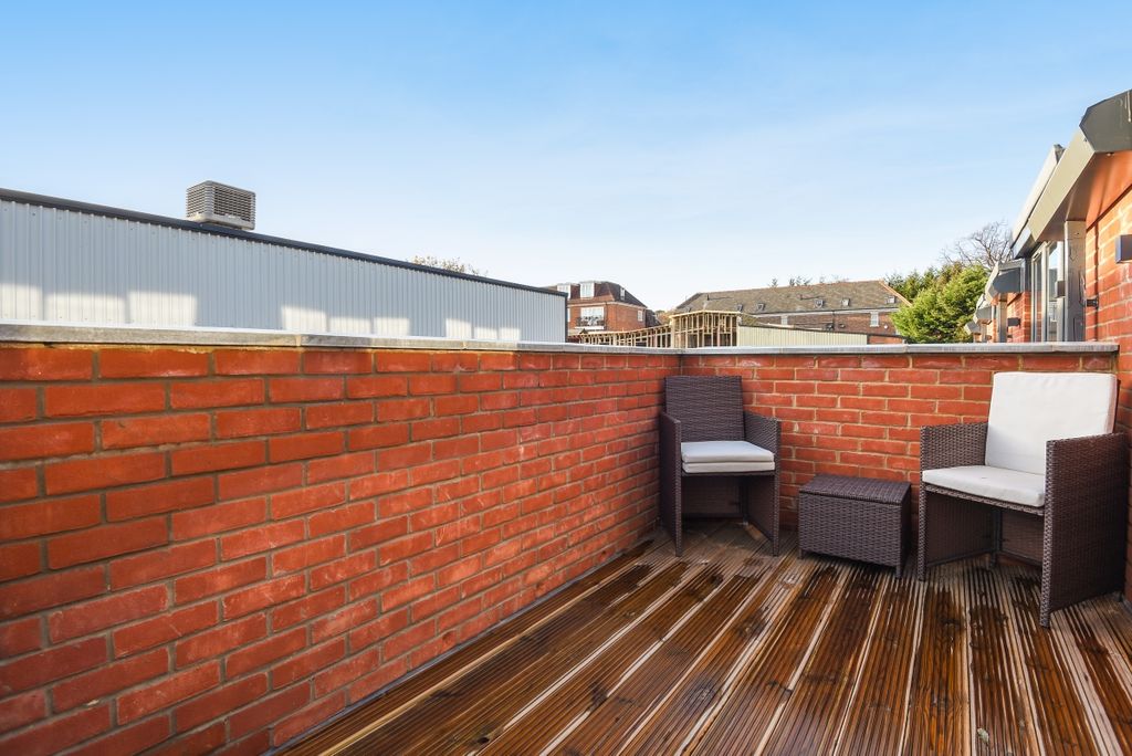 Property photo 3 of 16 402697 (14)