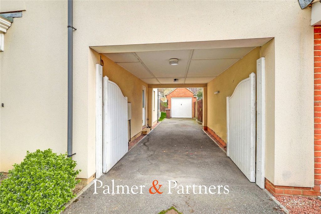 Property photo 2 of 22 Picture No. 02