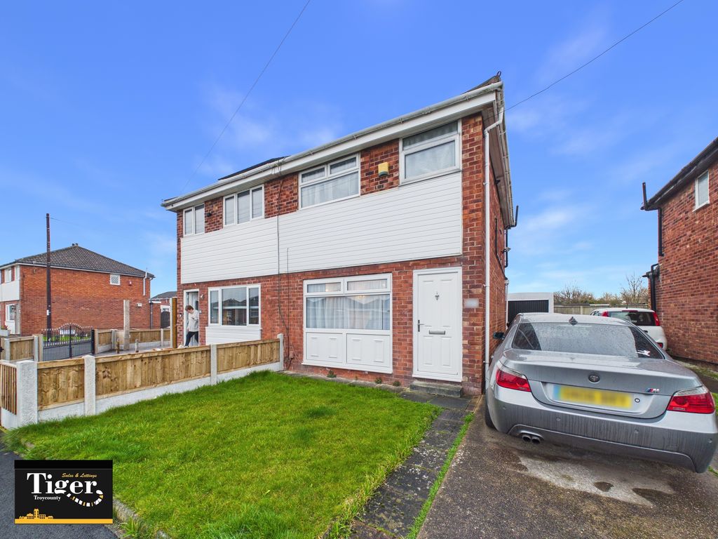 Property photo 2 of 15