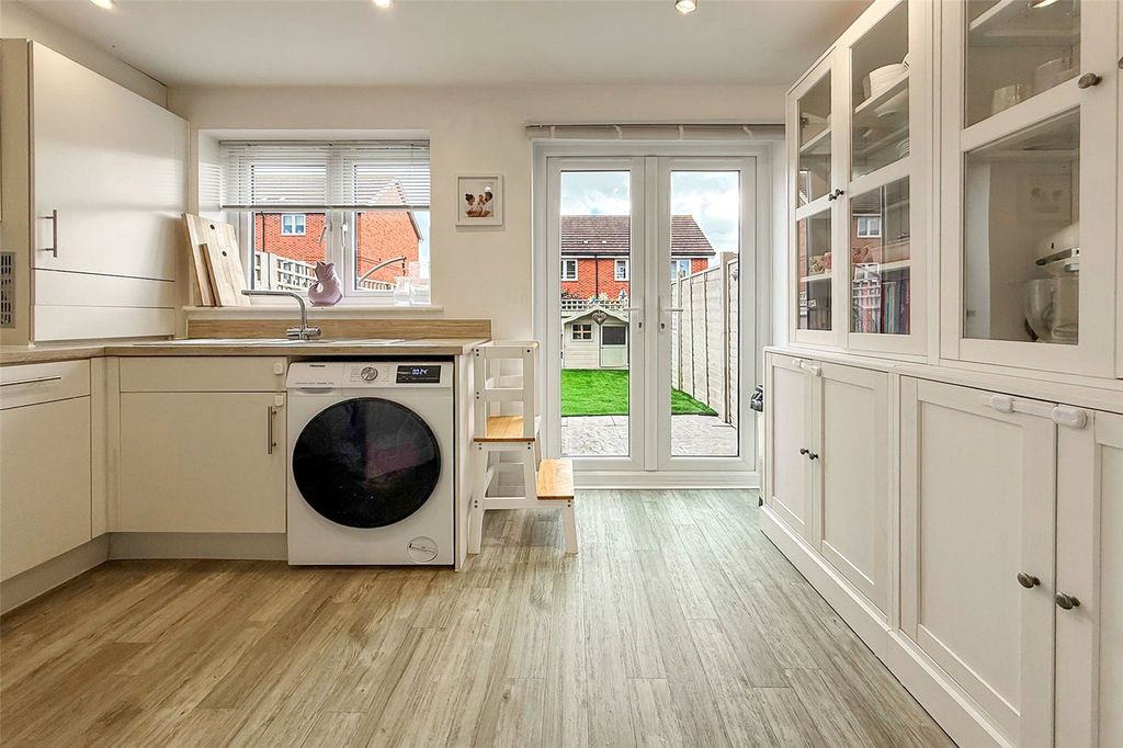 Property photo 3 of 21 Picture No. 20