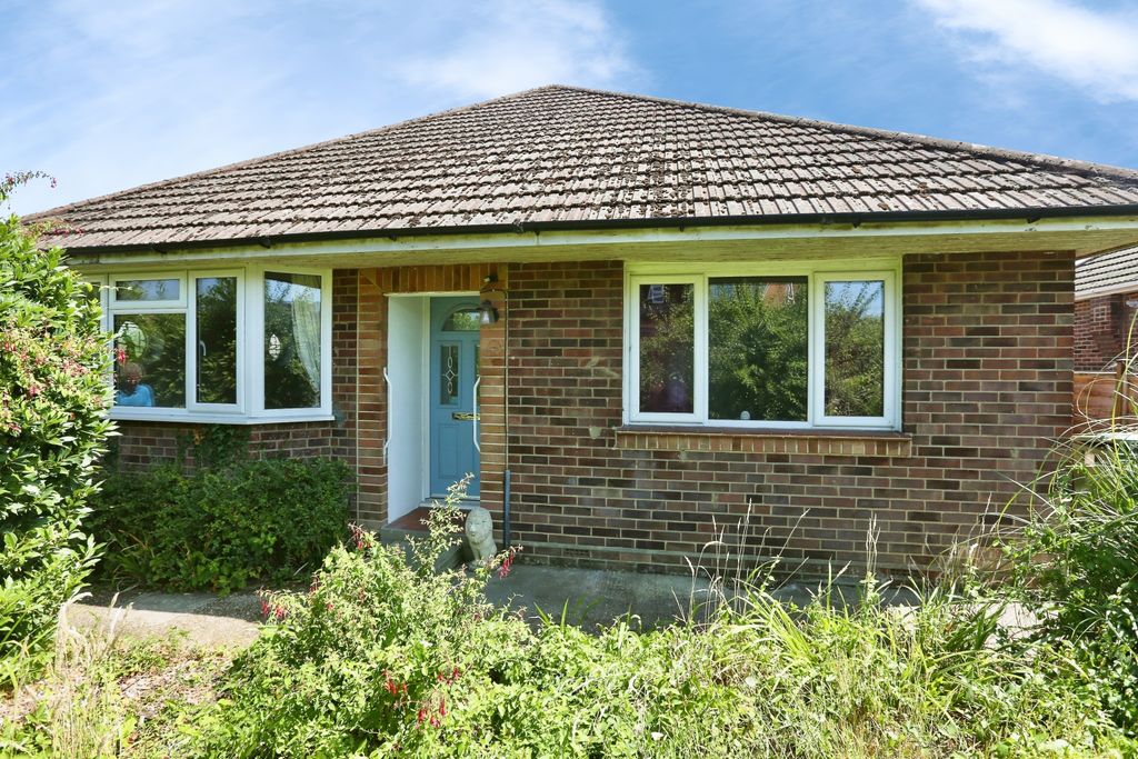 Property photo 1 of 28