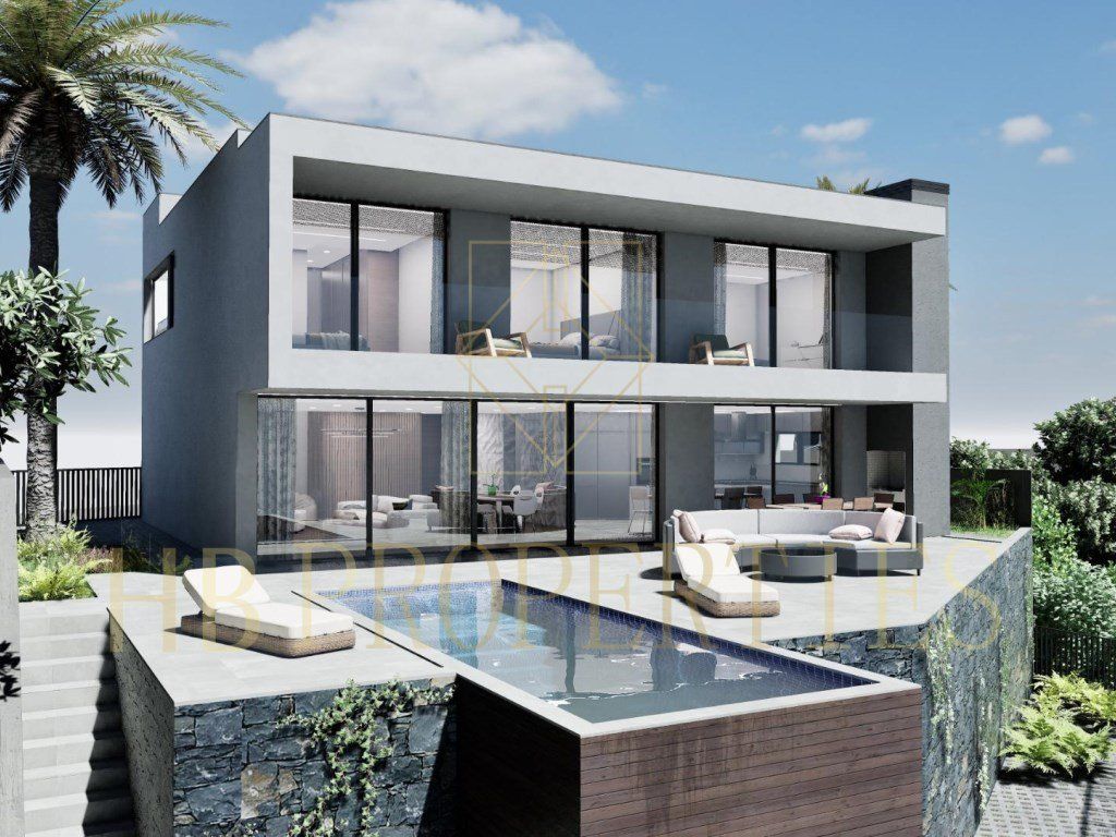 Property photo 1 of 22 3 Bedroom House With Panoramic Views Over Funchal Bay