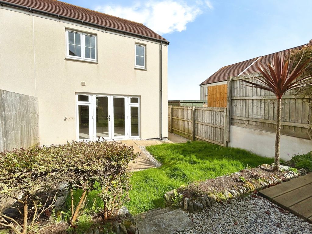 Property photo 2 of 20 2 - Picture No. 80