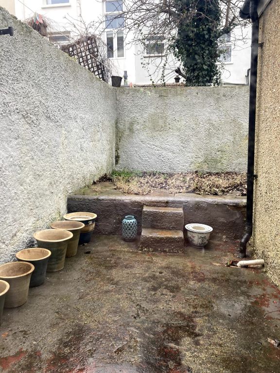 Property photo 3 of 16 Garden