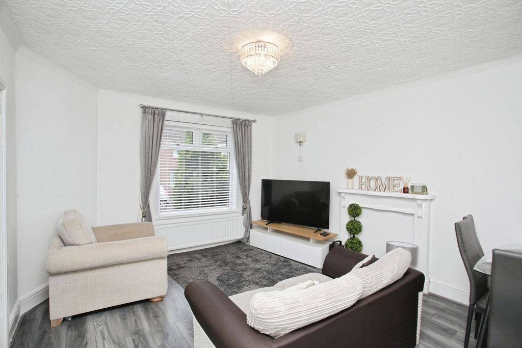 Property photo 2 of 17 Pbox-Img.Jpg