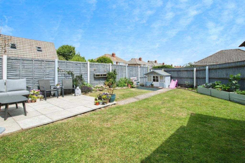 Property photo 2 of 17