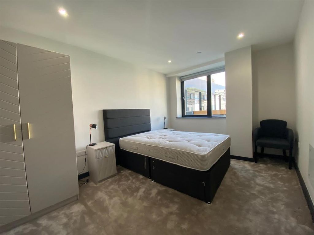 Property photo 2 of 14 223.Jpg