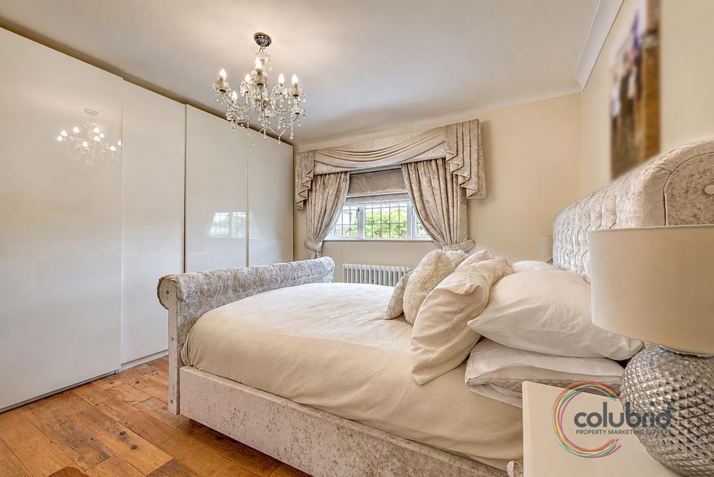 Additional image 16 of 3 bed semi-detached house for saleLong Lane, Grays RM16