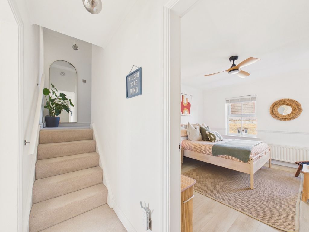 Property photo 3 of 18 5397165