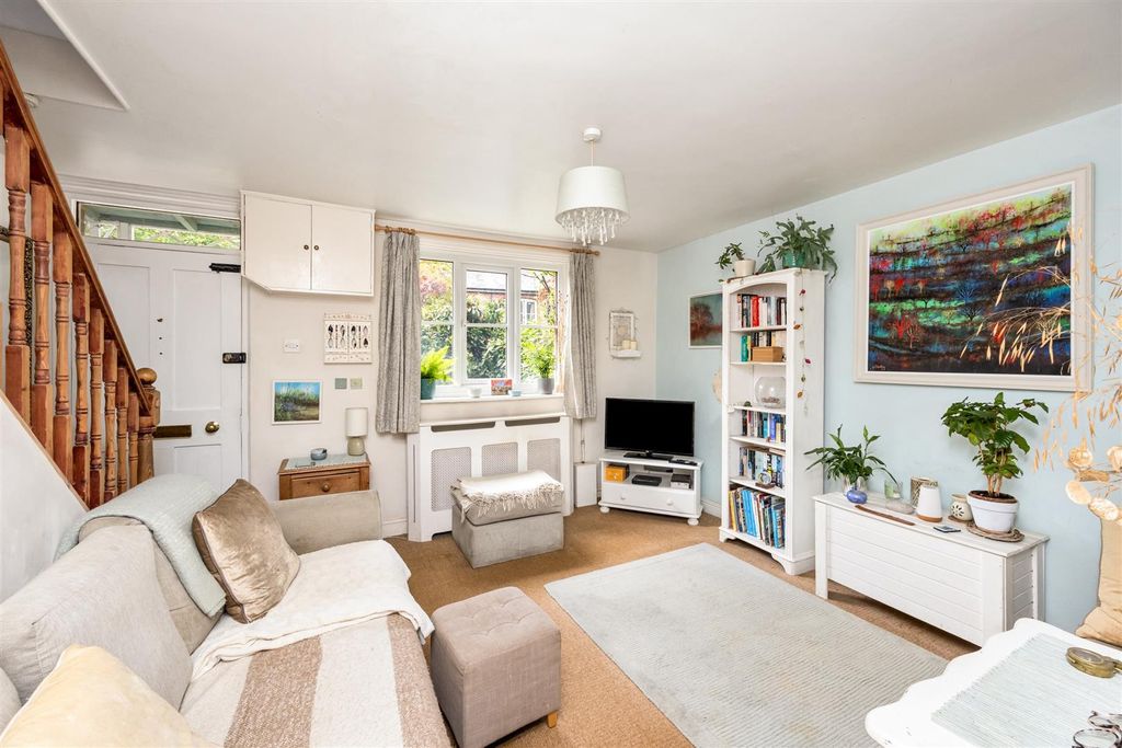Property photo 2 of 17 Springfield Cottages, 2-013.Jpg