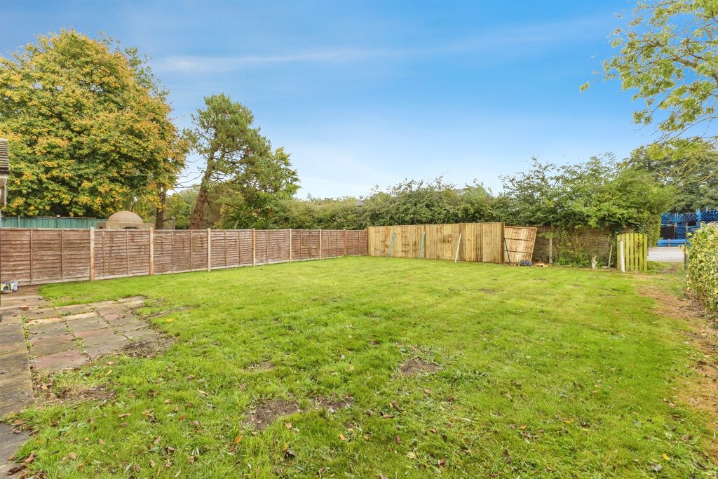 Property photo 2 of 23