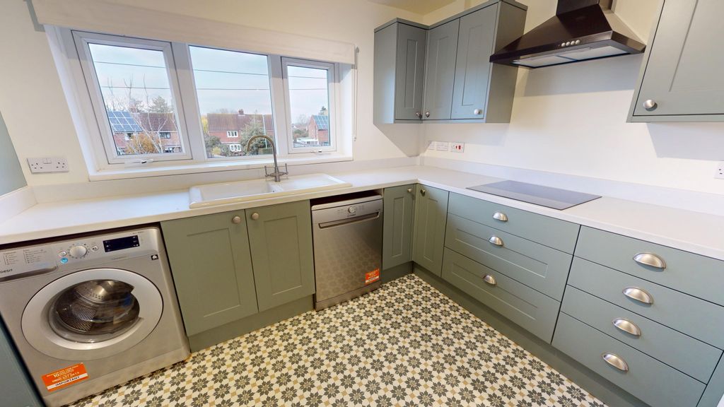 Property photo 2 of 14 9-Sag-12052025_101835