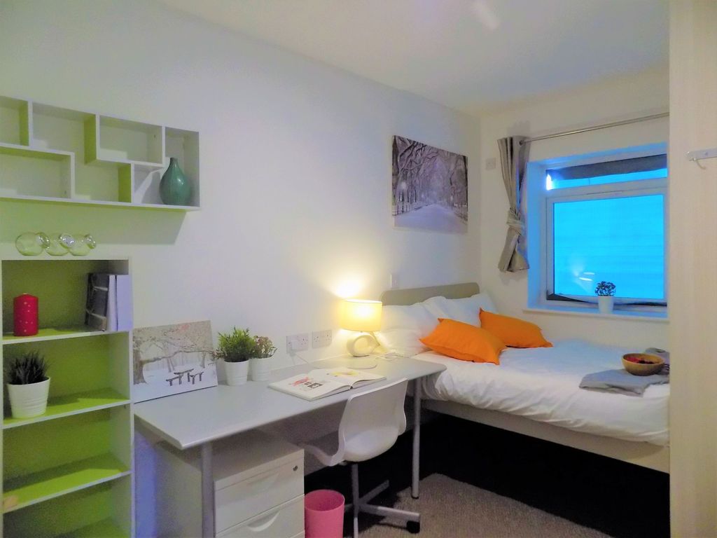 Property photo 1 of 22 Bright, Neatly Arranged Bedroom With A Built-In De...