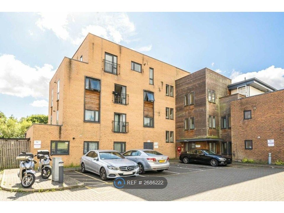 Property photo 1 of 6 Main Enterance