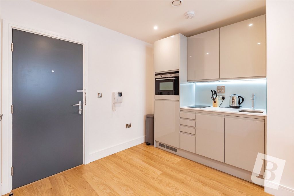 Property photo 3 of 15 Picture No. 07