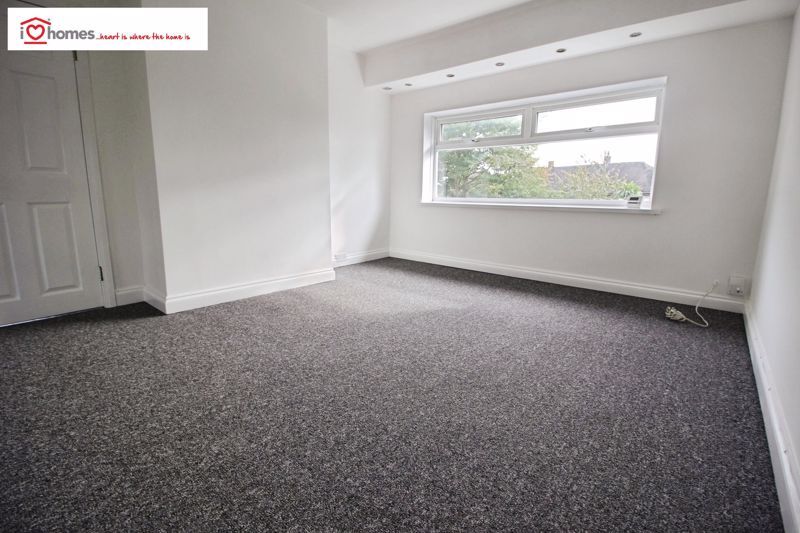 Property photo 3 of 12 Photo 10