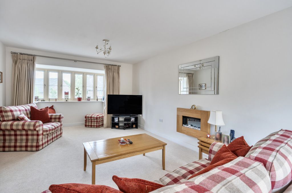 Property photo 3 of 11 1467815-13-6A1Db5...