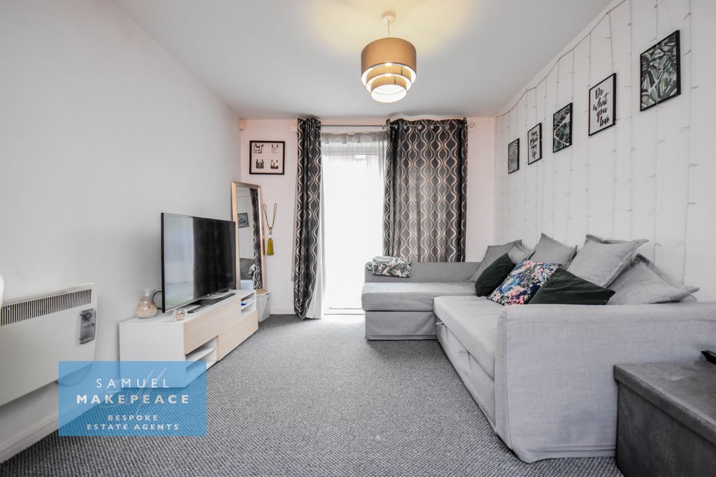 Property photo 2 of 9 Gallery