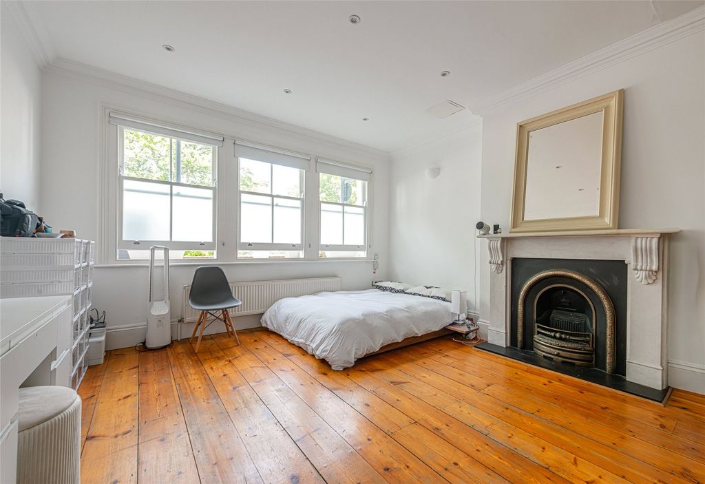 Property photo 3 of 10 Picture No. 04