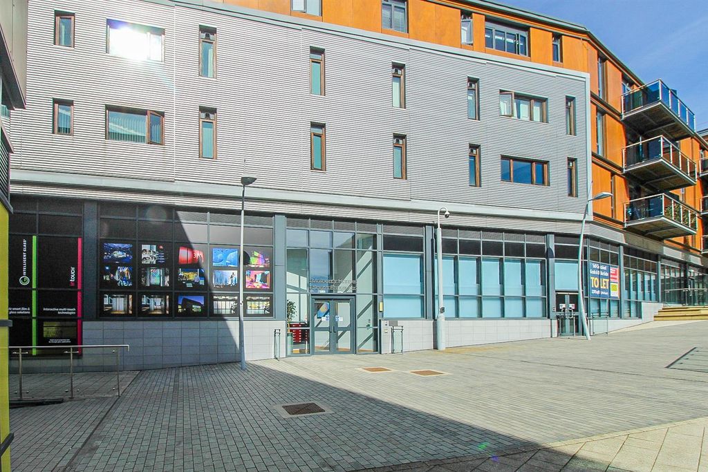 Property photo 1 of 6