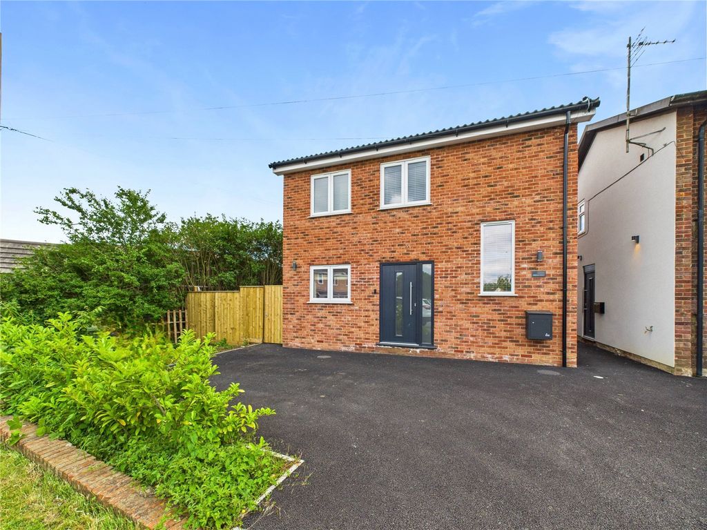 Property photo 1 of 11 1 - Image