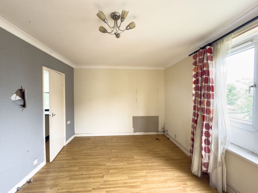 Property photo 3 of 10 Image 3