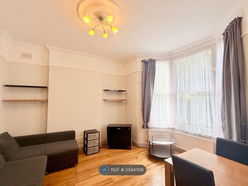 Property photo 1 of 9