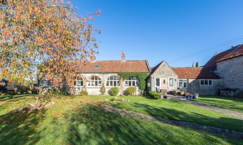 Property photo 2 of 19 Photo 2